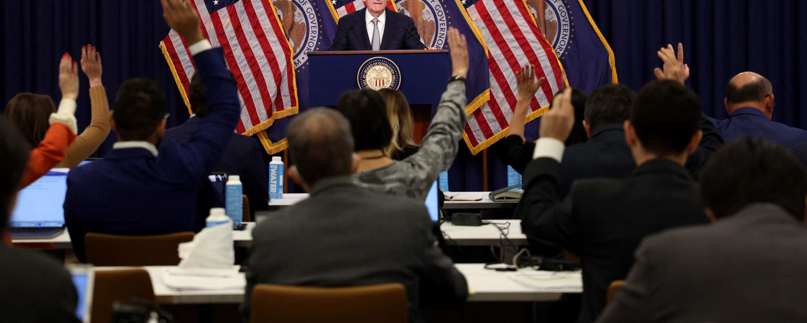 Протоколы ФРС: Половина чиновников ожидает еще два снижения ставки к концу 2025 года