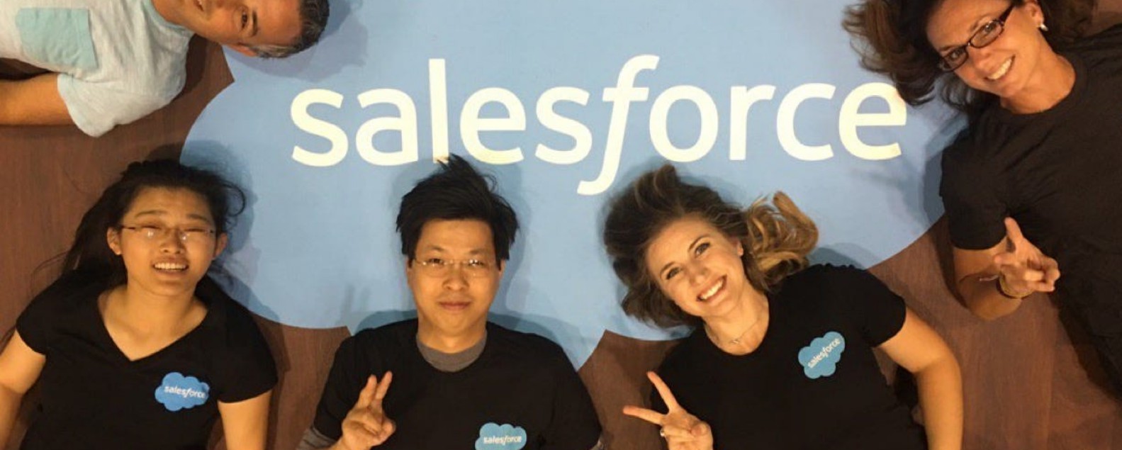 Salesforce растет на сделке с Novartis: платформа Agentforce идет в фарму