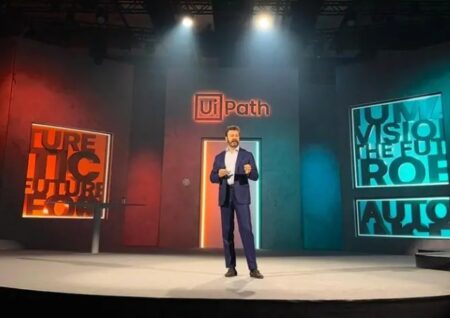 UiPath (+6,83%) растет на постмаркете на новостях о включении в индекс S&P MidCap 400