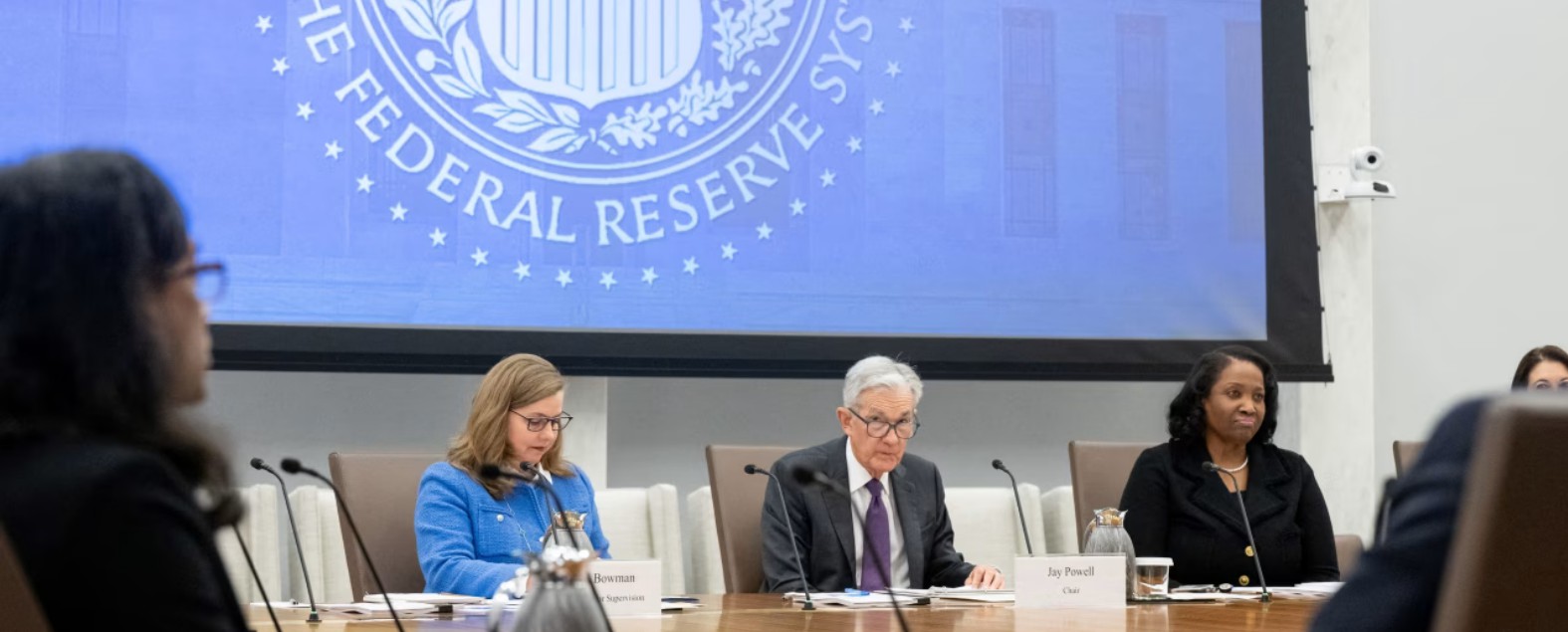 Рынок оценивает вероятность сохранения ставки ФРС в 97%