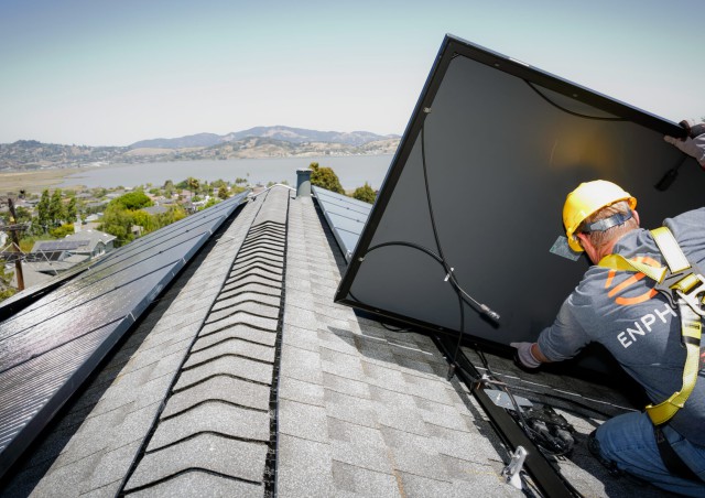 Enphase Energy (ENPH) взлетела на 39% на сильном прогнозе выручки