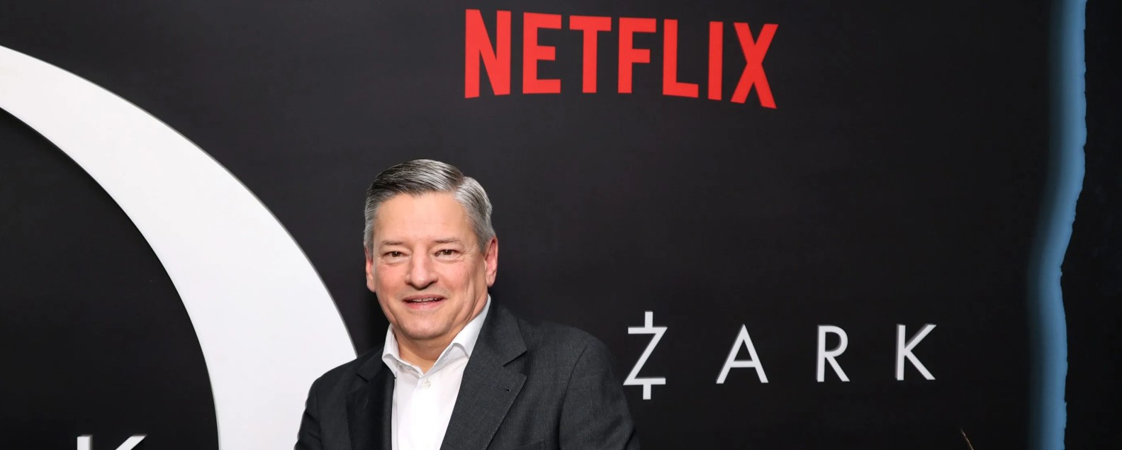 Акции Netflix (NFLX) взлетели после отказа от борьбы за WBD