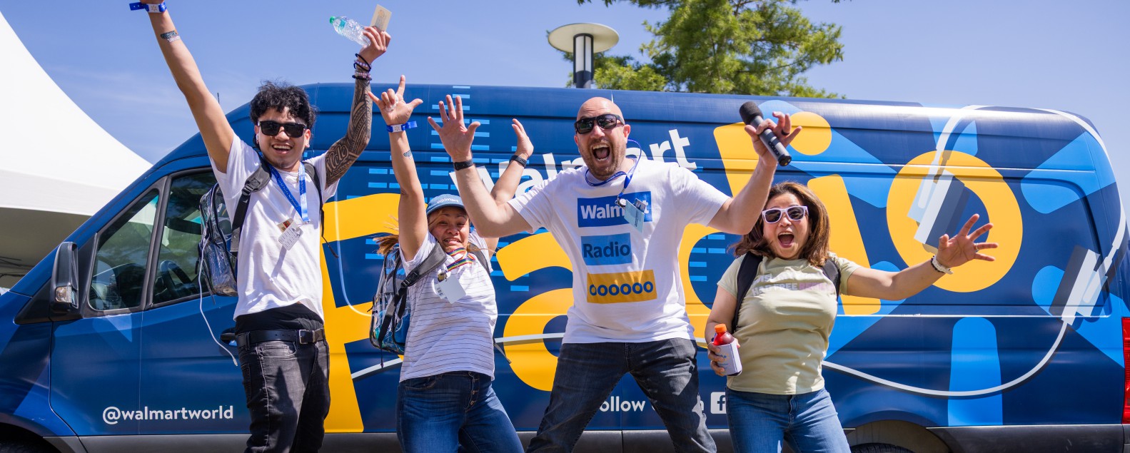 Walmart (WMT) впервые вошла в клуб компаний с капитализацией $1 трлн