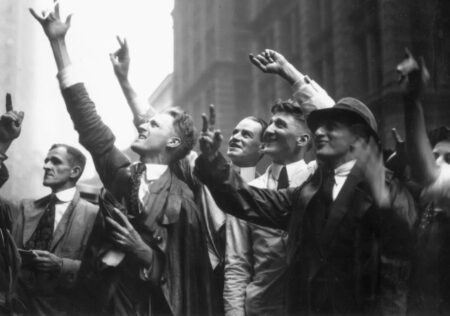 SEC готовит отказ от квартальной отчетности