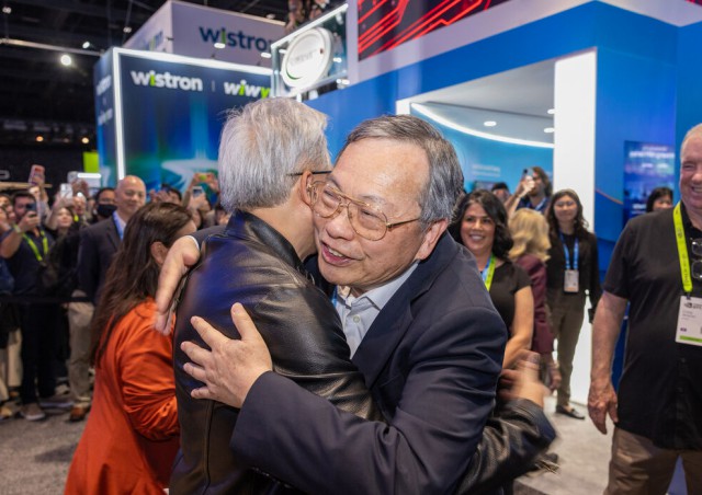 «Китайские проделки» менеджеров стирают репутацию SMCI