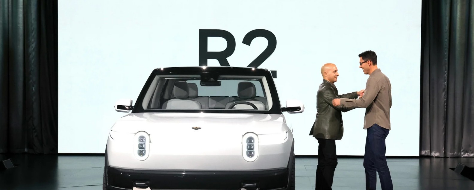 Внедорожник R2 от Rivian (RIVN) притягивает внимание инвесторов