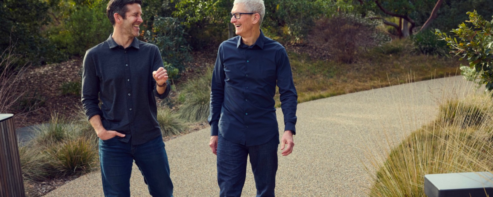 Уход Тима Кука открывает новую главу для Apple (AAPL)