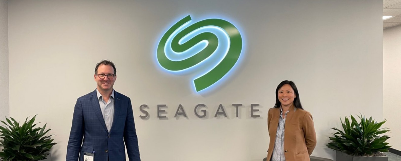 ИИ-бум принес Seagate (STX) превосходный отчет и рост 18,65%