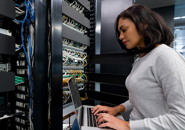 JPMorgan повышает цель S&P 500 с верой в ИИ-бум