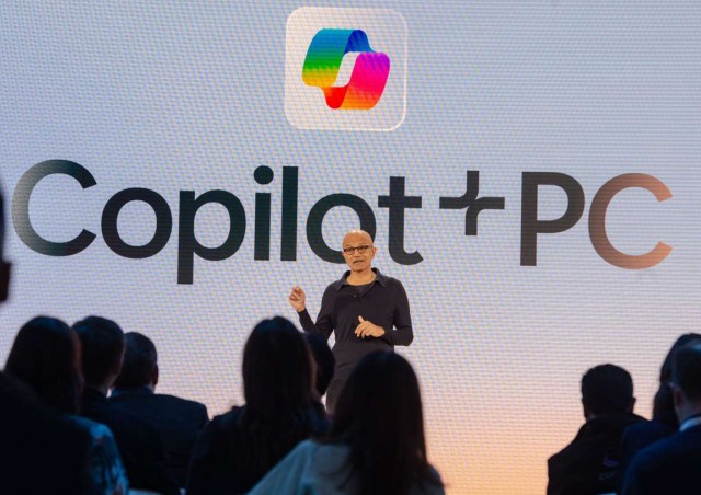 Интерес к Copilot вывел Microsoft (MSFT) на двухмесячный максимум