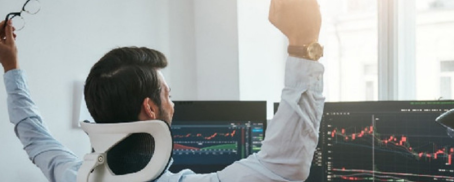 SEC отменяет правило PDT для частных трейдеров — Webull и Robinhood взлетели вверх