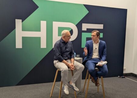 Успехи ИИ-сегмента обеспечили Hewlett Packard (HPE) скачок на 30%
