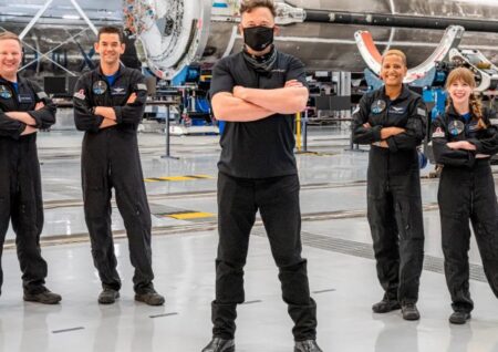 Опцион андеррайтеров обеспечил SpaceX (SPCX) новый взлет на 19,6%
