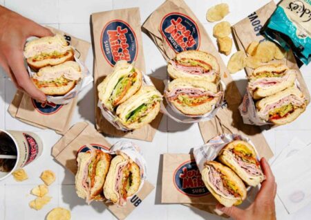 Сэндвич-гигант Jersey Mike’s (JMKE) привлек $1 млрд перед дебютом