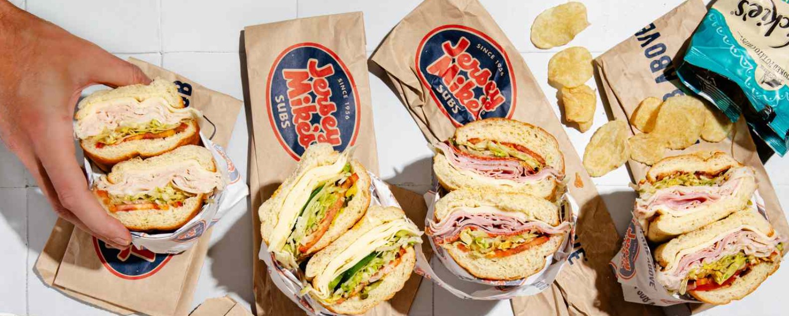 Сэндвич-гигант Jersey Mike’s (JMKE) привлек $1 млрд перед дебютом