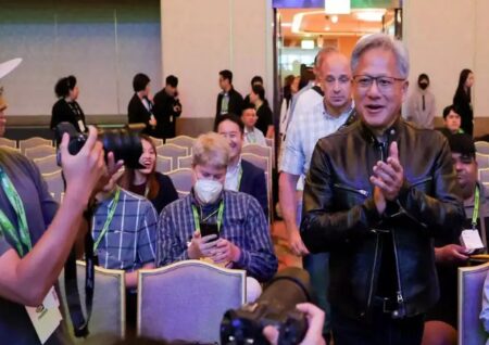 Nvidia (NVDA) оказалась самой недокупленной бумагой среди мегакапов