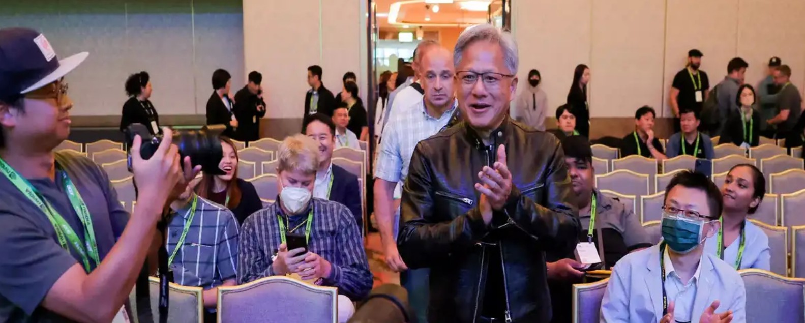 Nvidia (NVDA) оказалась самой недокупленной бумагой среди мегакапов
