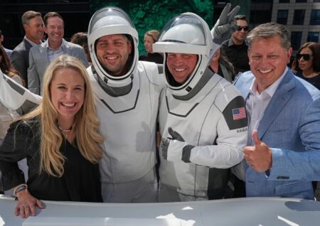 Акции SpaceX отыгрывают падение после разблокировки бумаг на $100 млрд